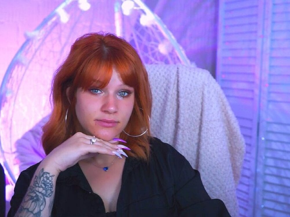 Live sex webcam photo for melissaelmers #289688132