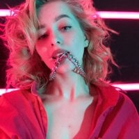 PrimroseEngelby's Offline Chat Room