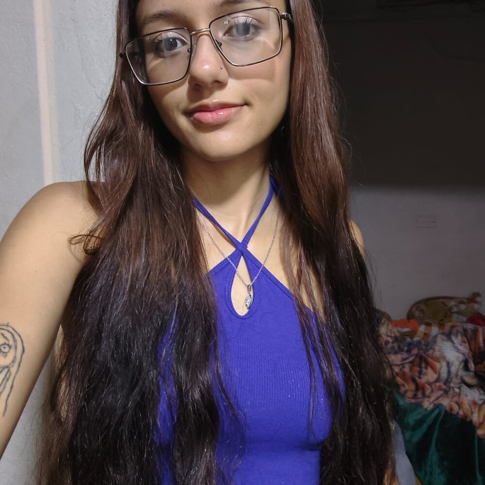 isabella__lux: офлайн-секс-чат