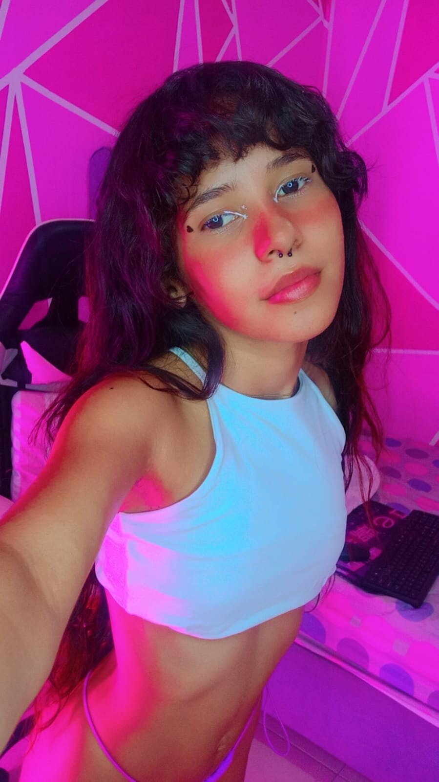 Azuna_Red