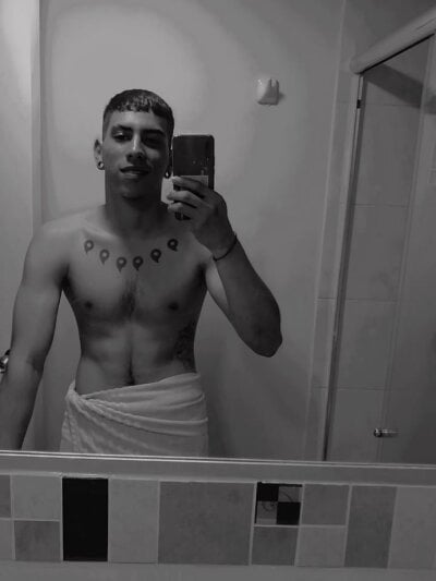 Jharol_cardona - Stripchat Lovense Best Cam2cam Boy 