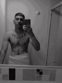 jharol_cardona's webcam live show