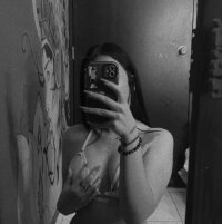 sofiaherrera_'s Offline Chat Room