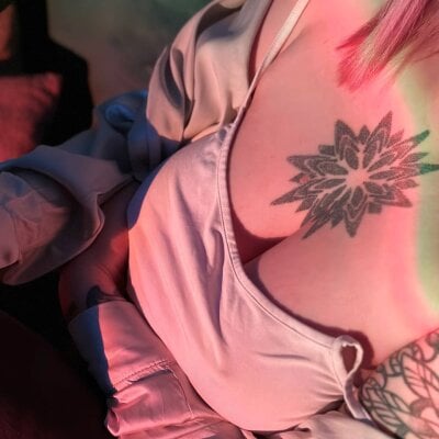 hi_im_Eva - tattoos
