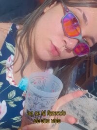 bruninha699's webcam live show