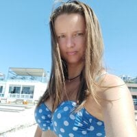 Onelia_queen's Offline Chat Room