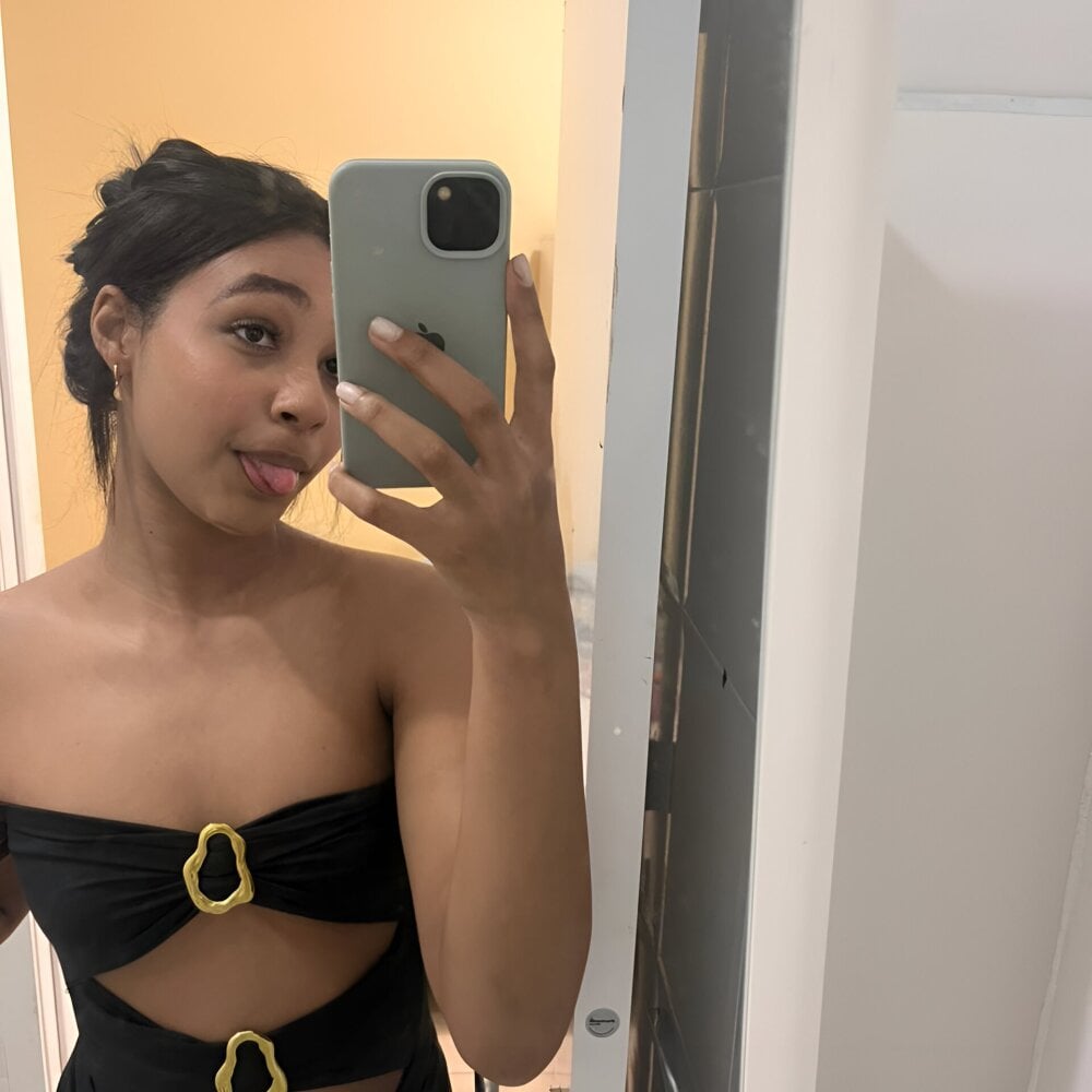 stripchat anabrassard webcam profile pic via pornos.live