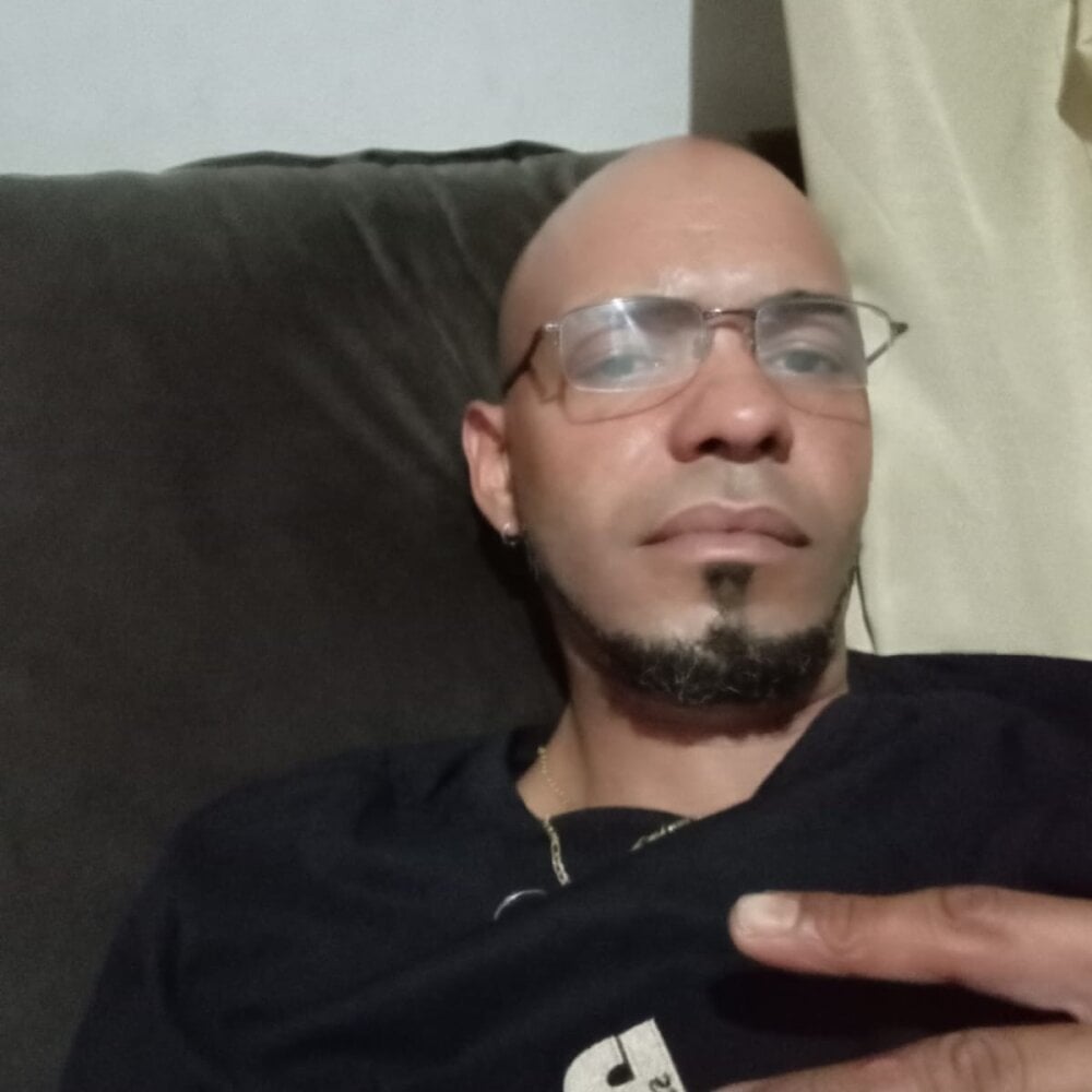 samysam69@xh from stripchat