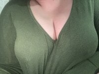 freebee1904 Webcam Model Profile