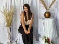 MIACUTEE's webcam live show
