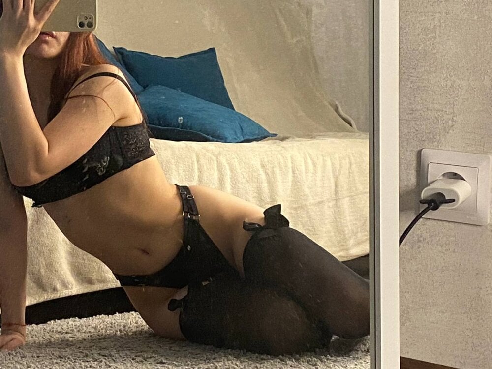livesex.fan rinadream livesex profile in mix cams