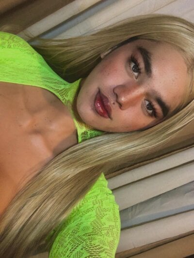 GoddessOFHUGEx