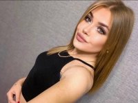 Lilian_Skye's Offline XXX Chat