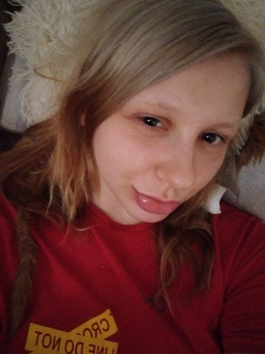 Sarahot2239's Offline XXX Chat