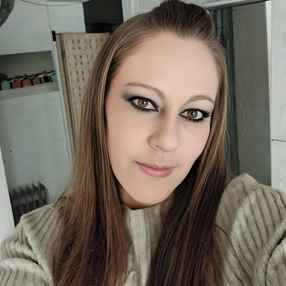 Skyler_reed's Offline XXX Chat