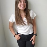 AliceSimmons25's Offline Chat Room
