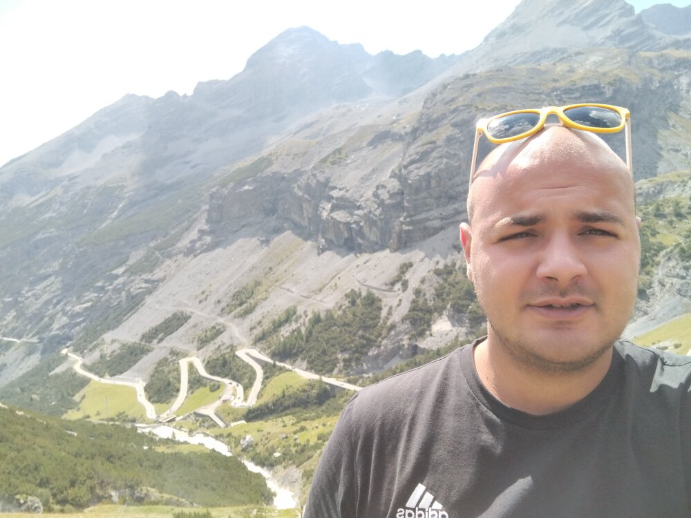 Simone9991 Adlı Modelin Çevrimdışı XXX Sohbeti