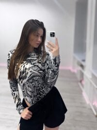 KissMeViolet's webcam live show