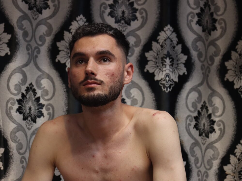 axelraine from stripchat