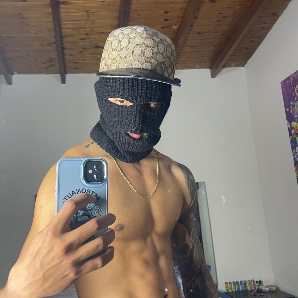 cash-master0000 from stripchat