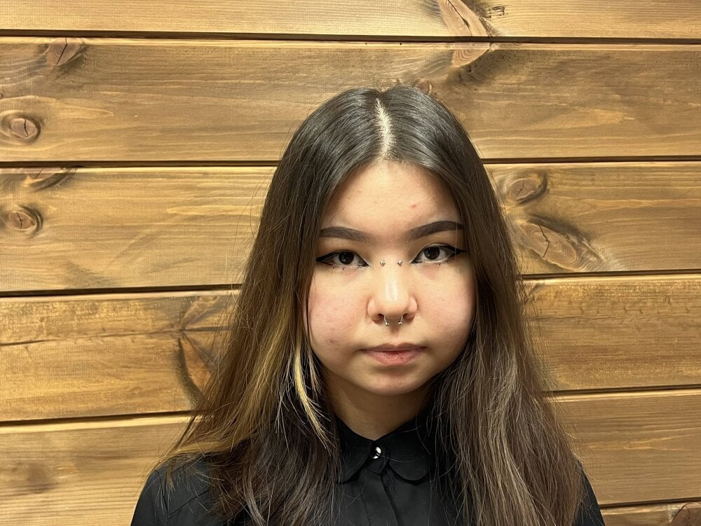 NancyRuth 🎿 free sex chat