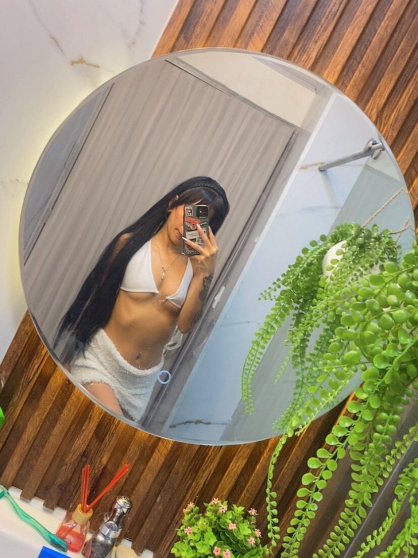 Thresomenmercy: офлайн-секс-чат