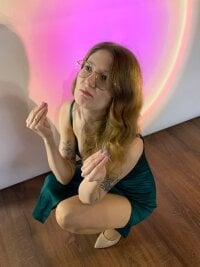MollyDunce's Offline Chat Room