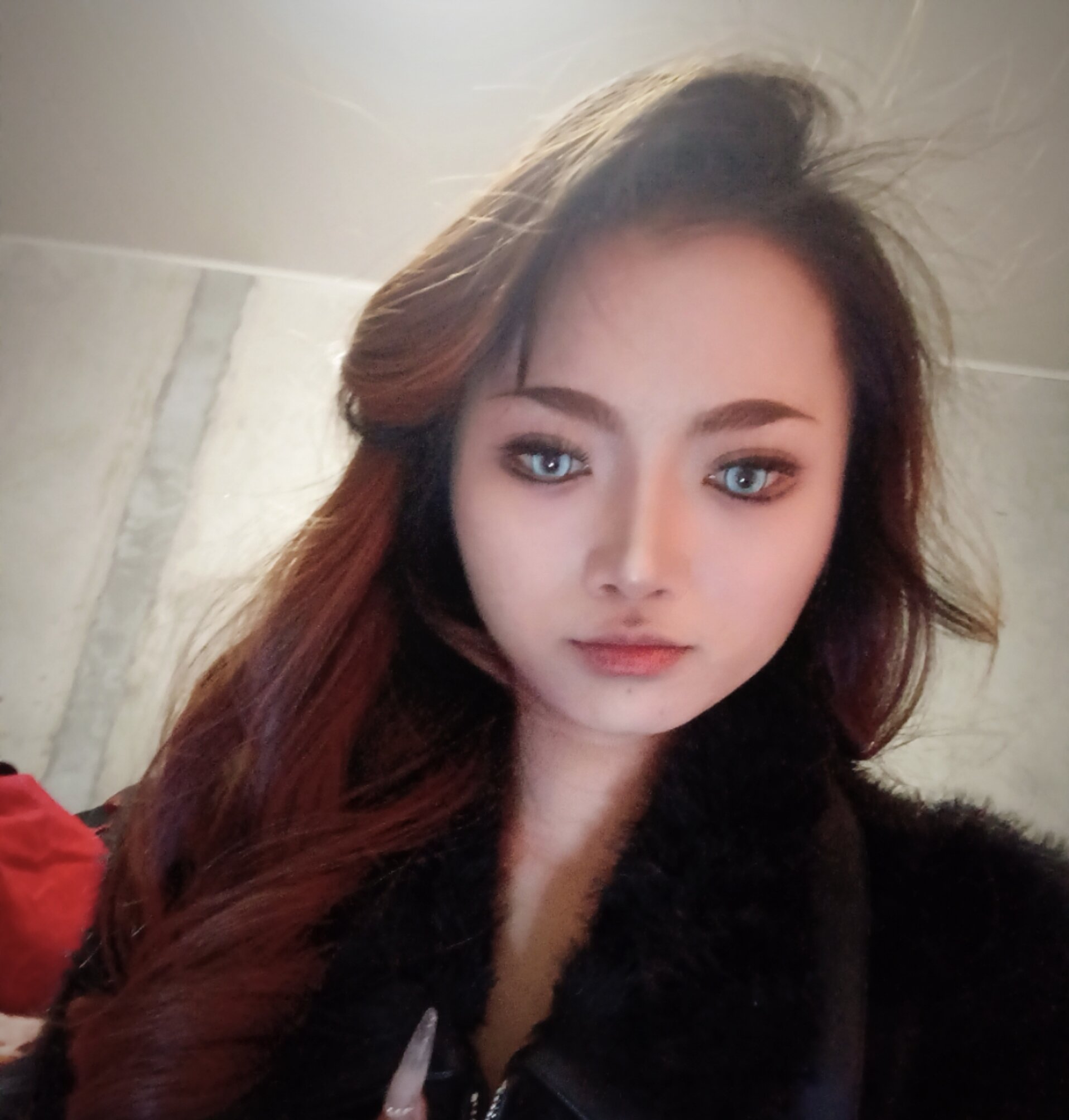 xia2025