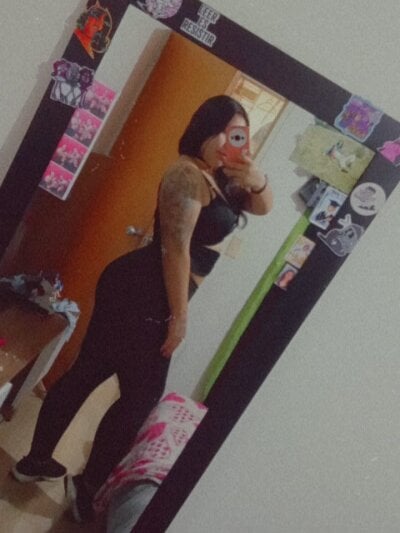 Violet_rosse_a