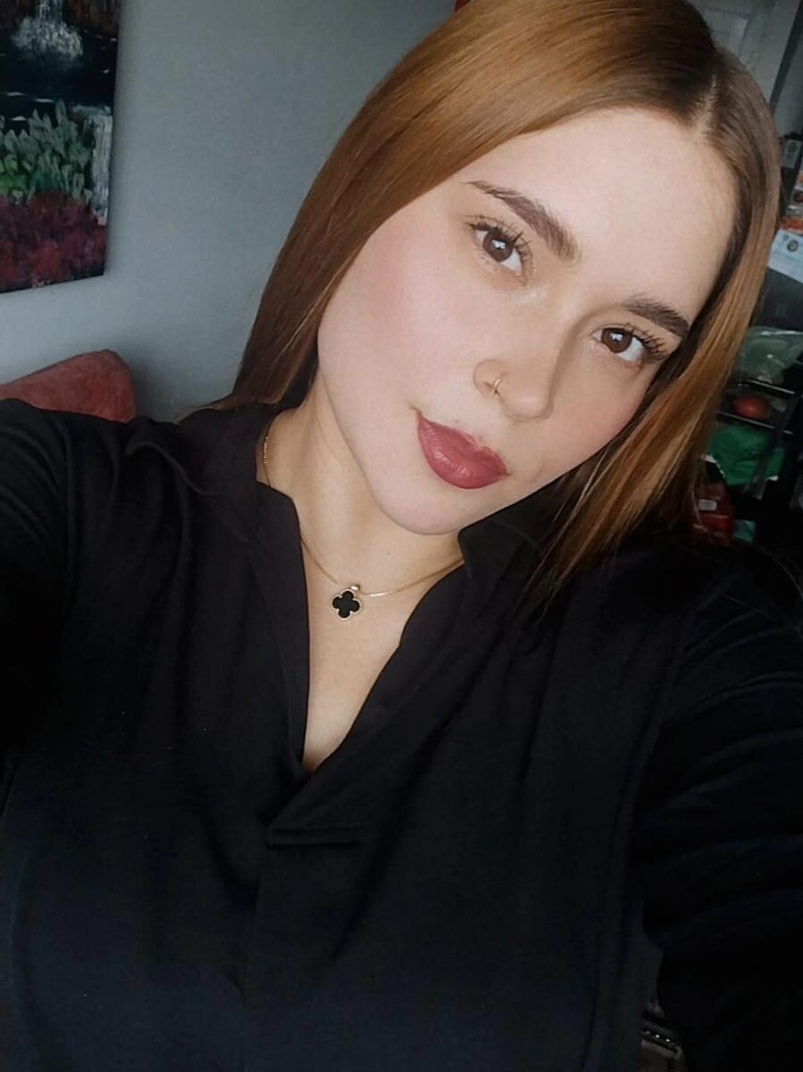 watchgirlcam.com lillyyrosse livesex profile in a-private-studio-in-the-forest-in-the-philippines cams