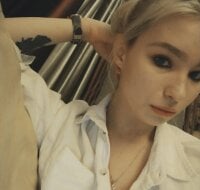 Melissa_Senty's Offline Chat Room