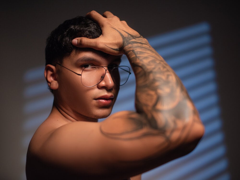 ApoloTorres offline XXX-chat