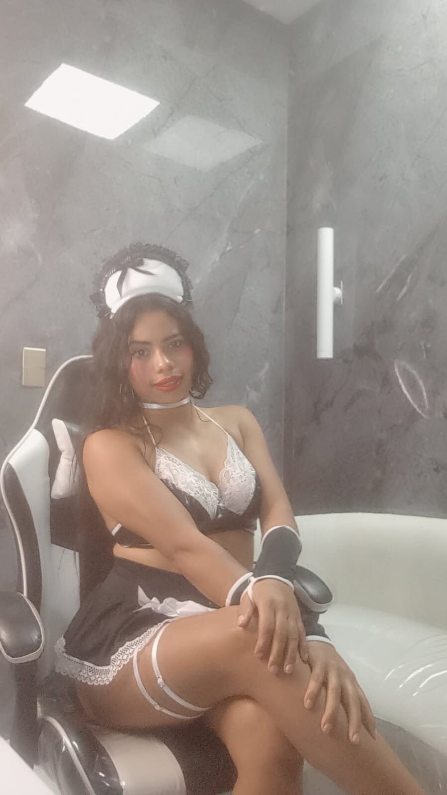 Kathalella_r