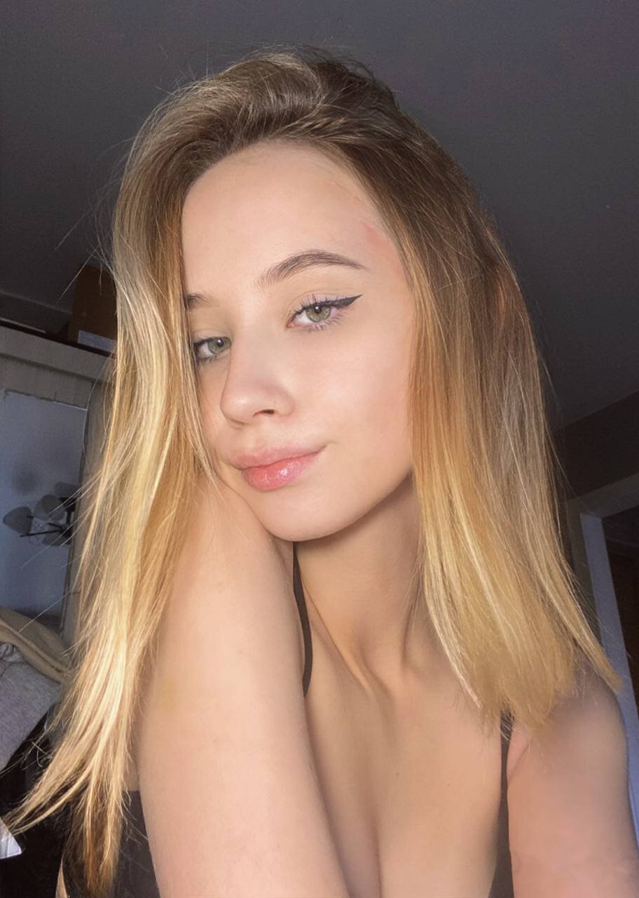 adriana_kittyy