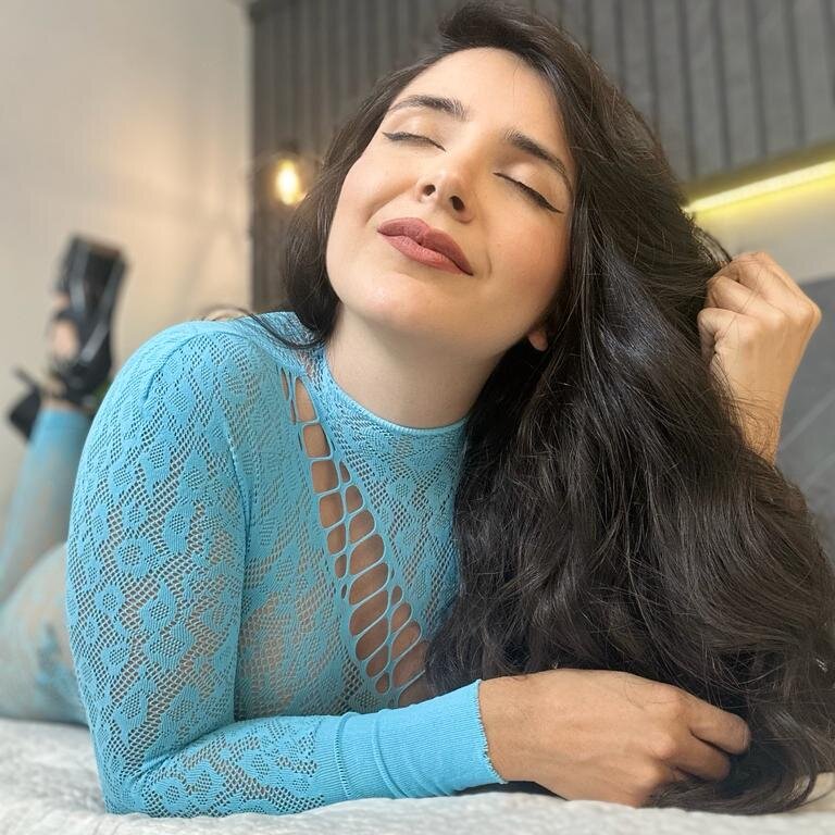 Live sex webcam photo for Sam_Bennet #289916253