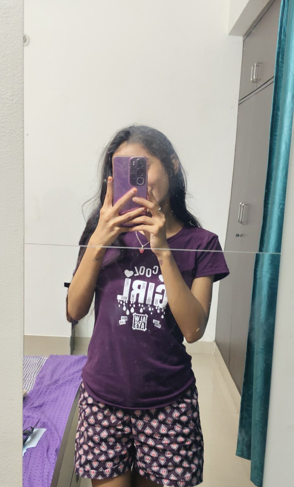 sexlivecamsites.com night_jack livesex profile in 300-meters-from-you cams