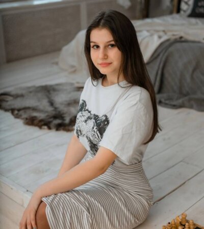 EssieParker 🥃 free naked chat
