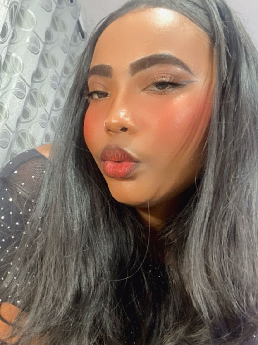 TIFANY_PARKER1