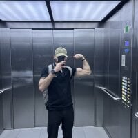 fitbro191's webcam live show