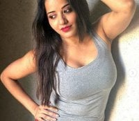 Nasty_Richa's Offline Chat Room