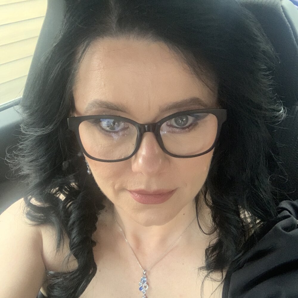 stripchat maya_james webcam profile pic via pornsexycams.com