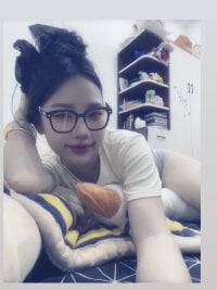 Miumieu's webcam live show