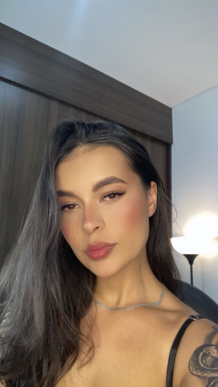 Emma_jones21