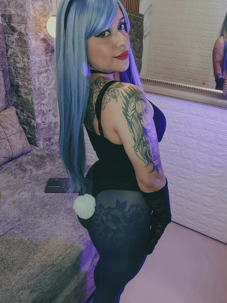 mandy_golden from stripchat