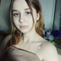 Janice_Love's Offline Chat Room
