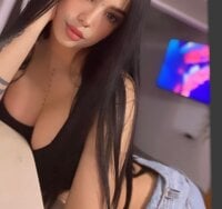 _crystalbrown's Offline Chat Room