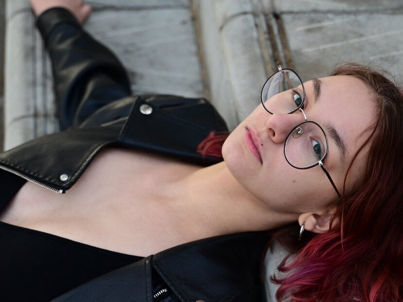 Live sex webcam photo for Ruby_Foxy #289347921