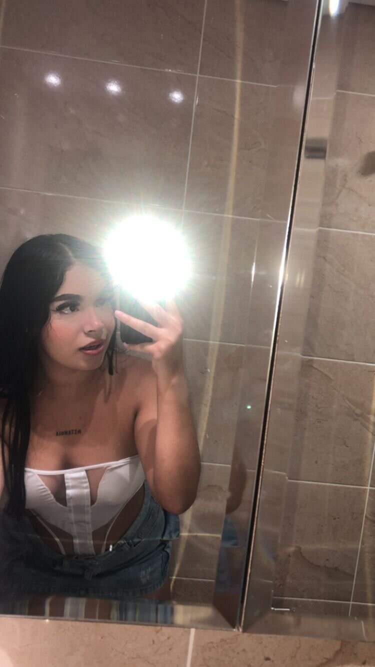 tatiana_lozano