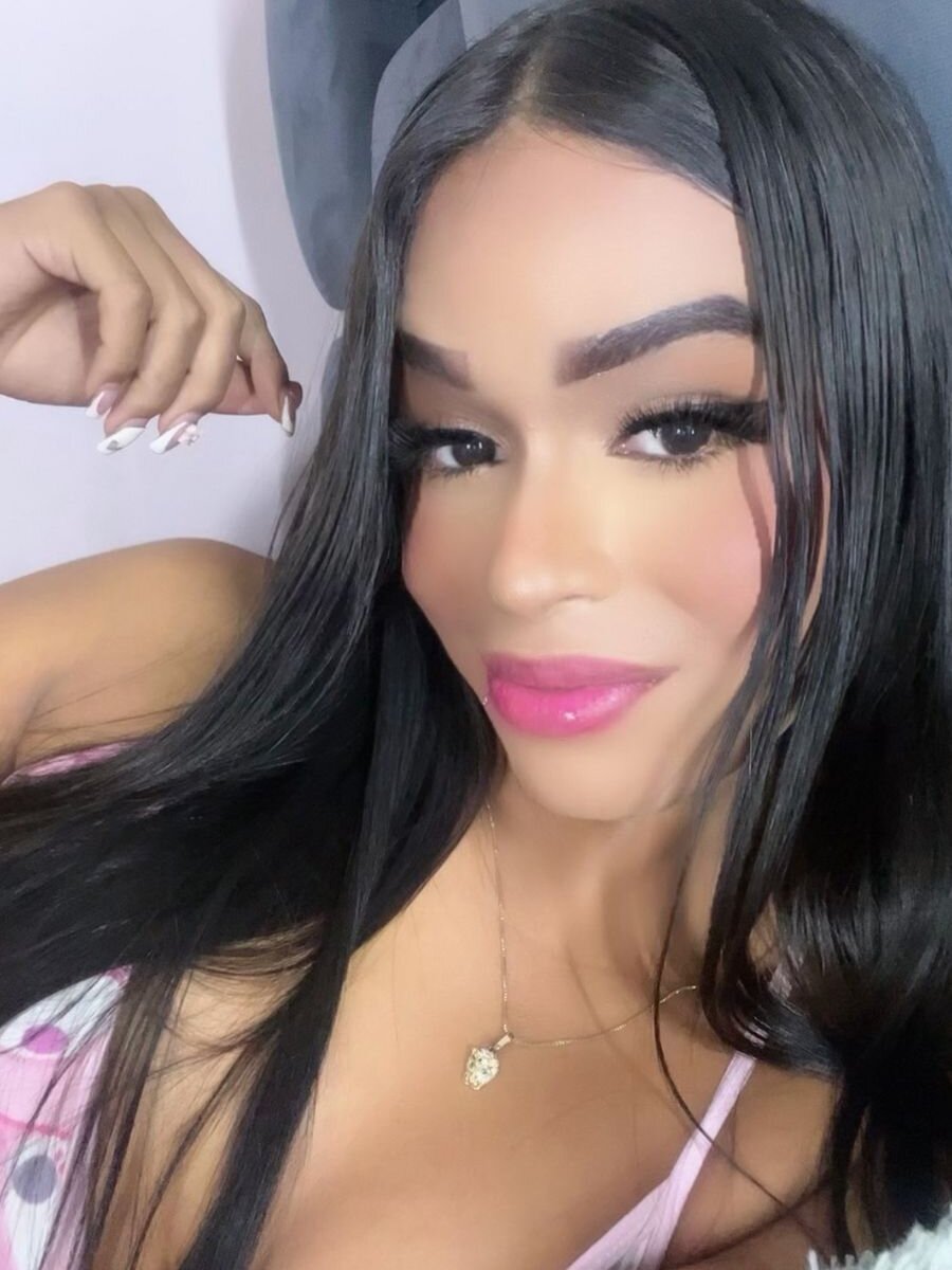 xxadams_high from stripchat