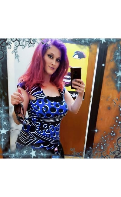 BusyB1983 on StripChat